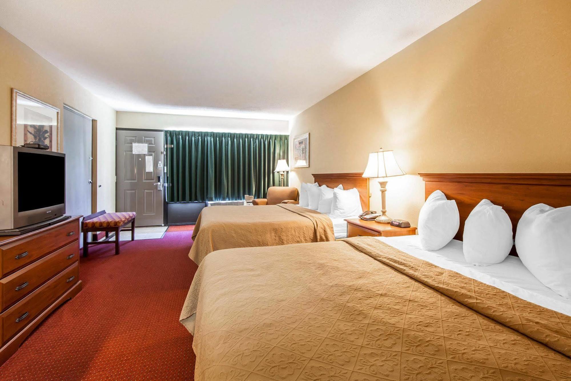 Quality Inn Kodak Sevierville Esterno foto